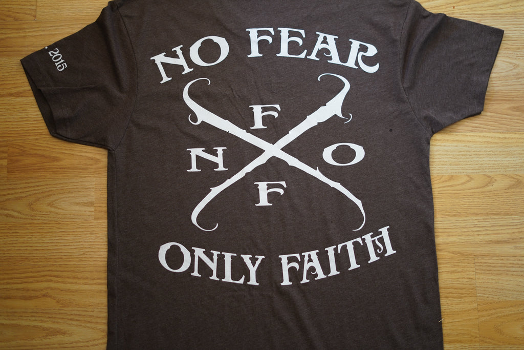 Signature logo Tee's