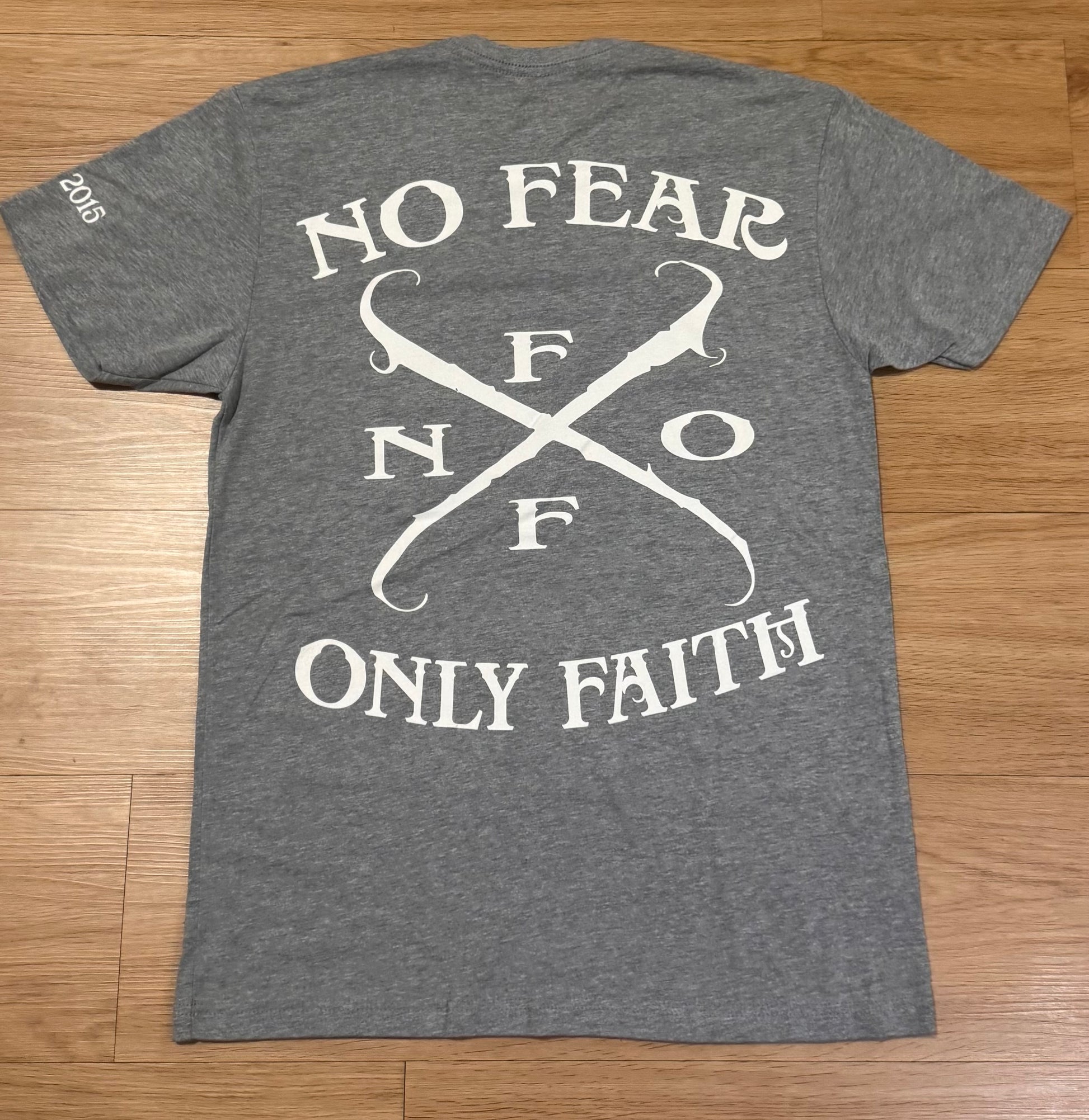 Signature logo Tee's