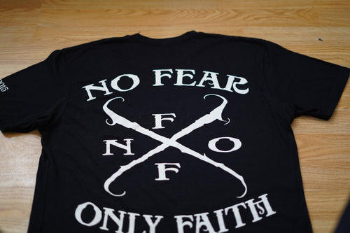 Signature logo Tee's